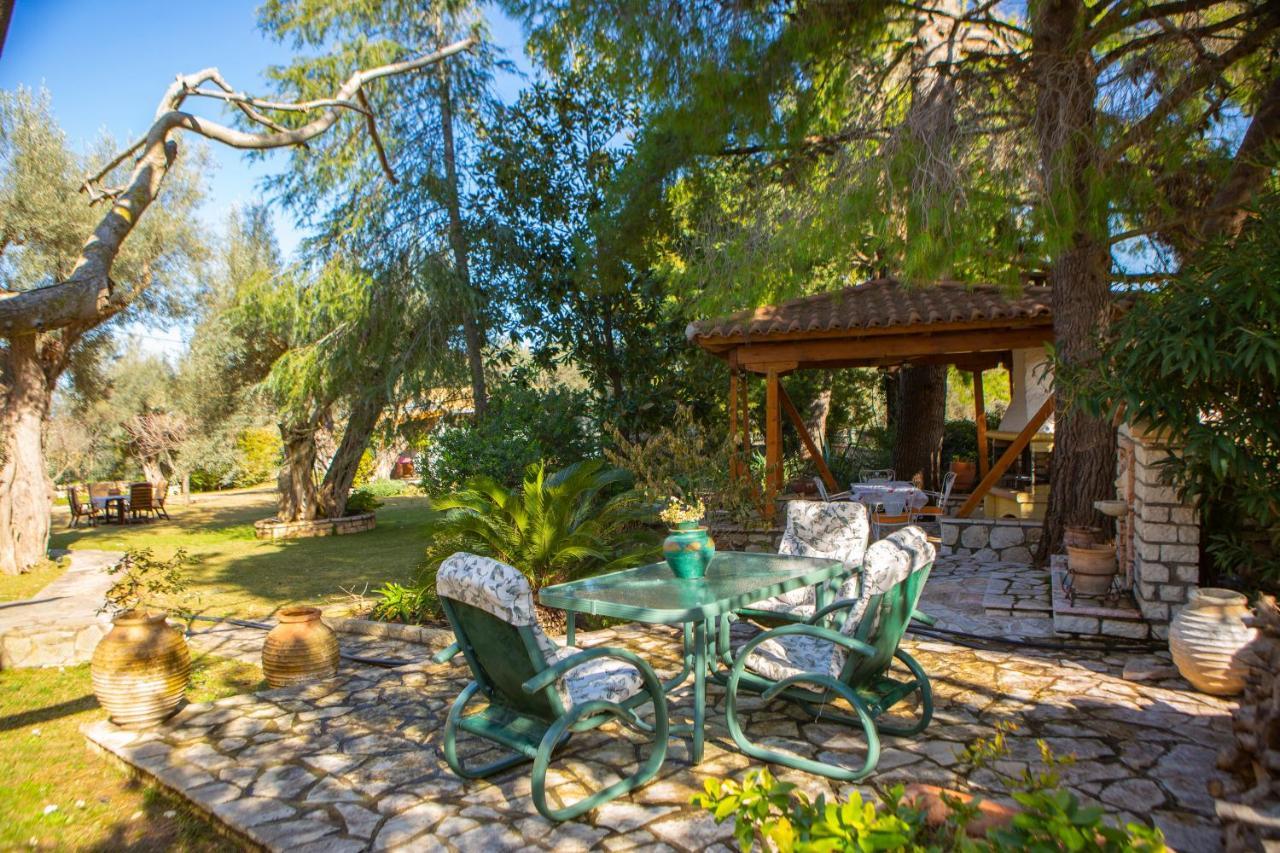 Poly'S Villa Lefkada Apolpaina Eksteriør billede